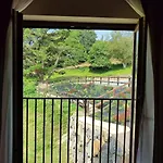 Aparthotel Elexburu Landa Turisticos Rurales 4*