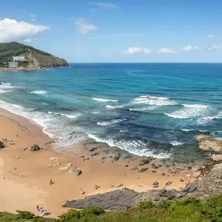 Elexburu Landa Turisticos Rurales 4* באקיו